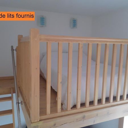 Appartement Rez De Chaussee Avec Terrasse Et Jardin Tence ภายนอก รูปภาพ